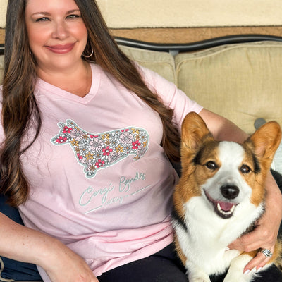 "NEW" CG Signature Series Spring Floral V-Neck Tee